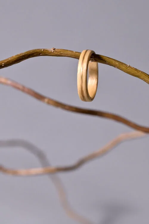Bague en bois d'érable doré