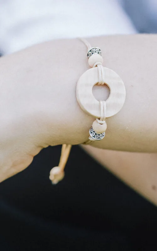 bracelet rond réglable avec perles
