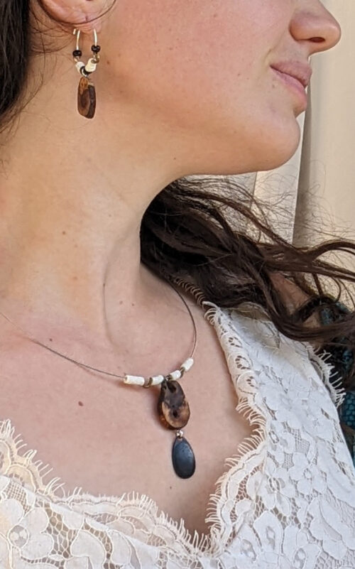 Bijoux en bois flotté, fait artisanalement et inspiré de la mer